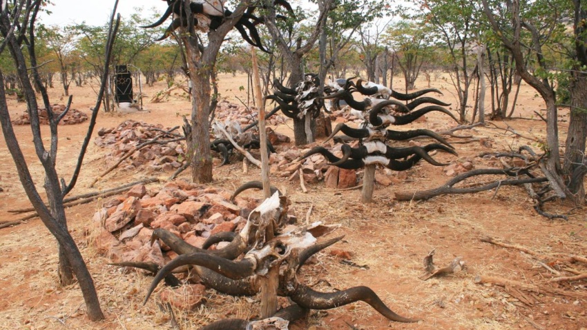 Himba cemetery - Photo Credits: Romina Facchi