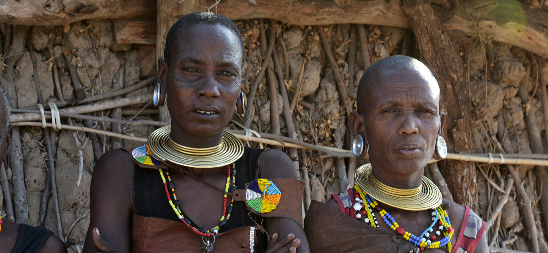 datoga women with wonderful necklace