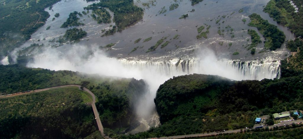 victoria falls exploringafrica safariadv zimbabwe viaggi travel zambia cascate